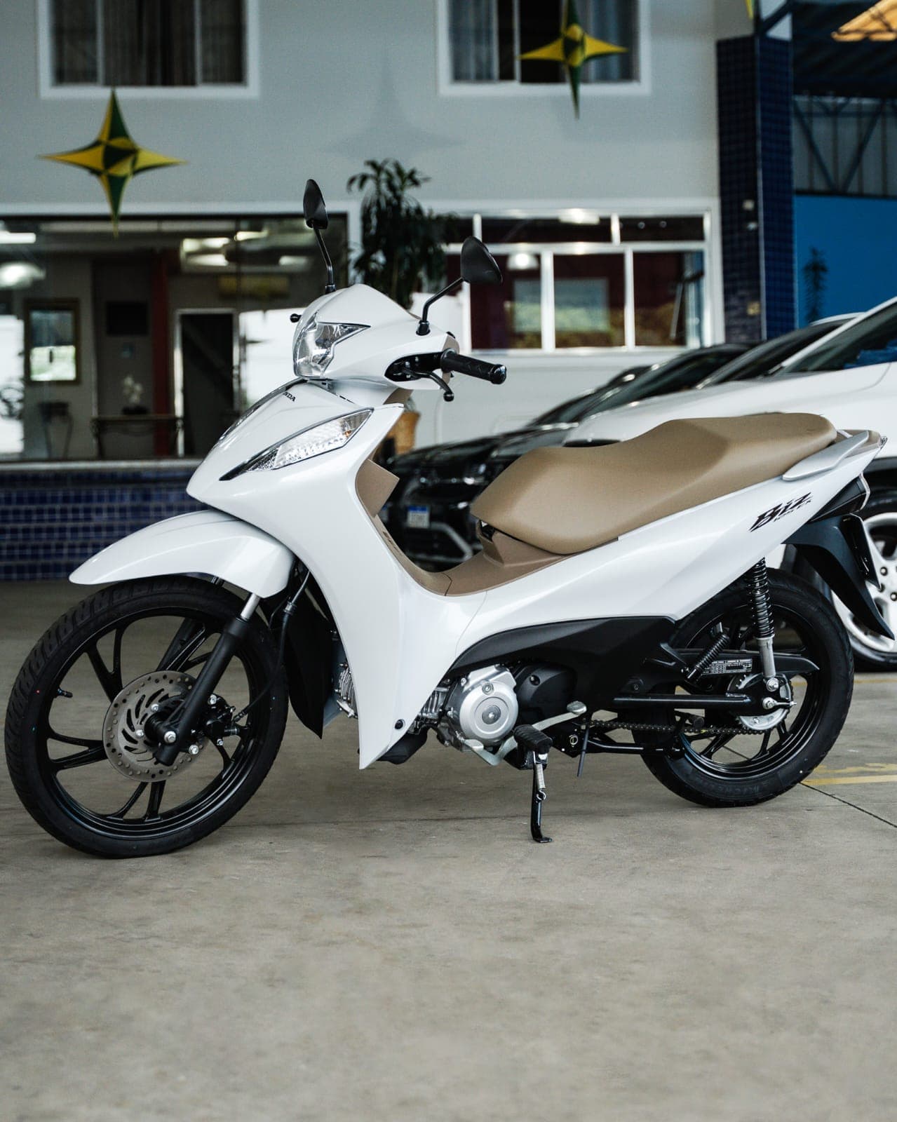 Honda BIZ 125 CC EX — foto 1