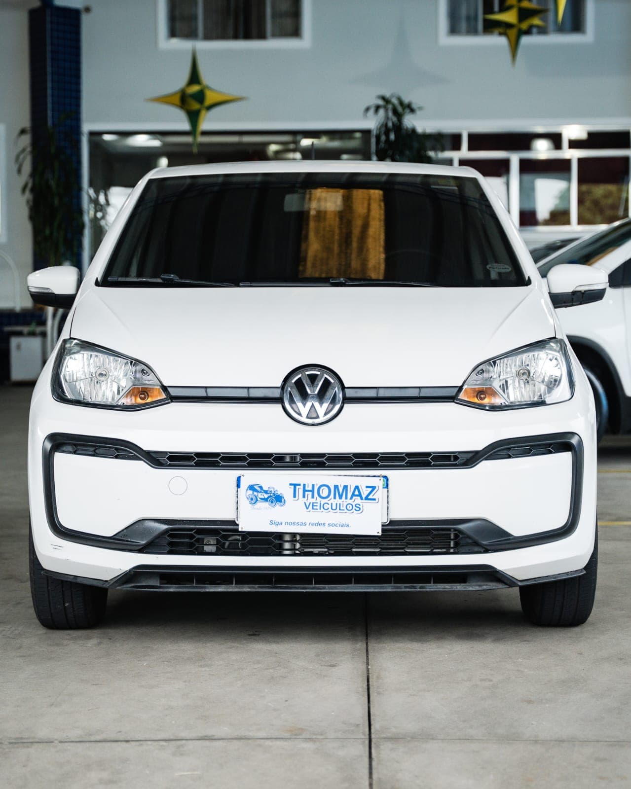 Volkswagen UP 1.0 Completo